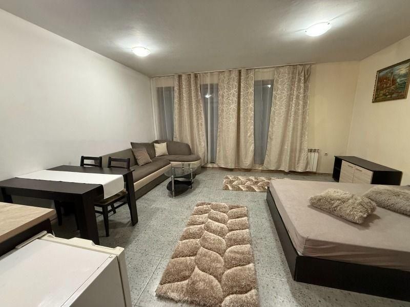 Дава се под наем Едностаен апартамент в София, Белите брези - 45 кв.м за 497.25 € - Снимка #2