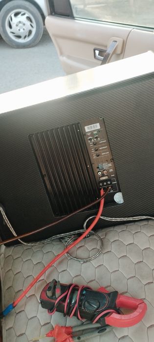 Продам сабвуфер у хорошем состоянии