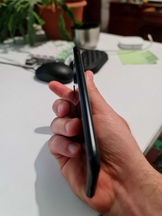 Iphone SE3 2022 (93% baterie, stare impecabila)