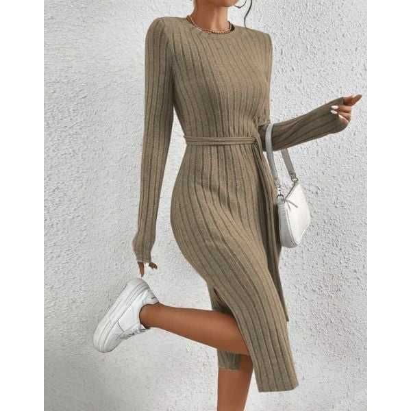 Дамска рокля с цепка