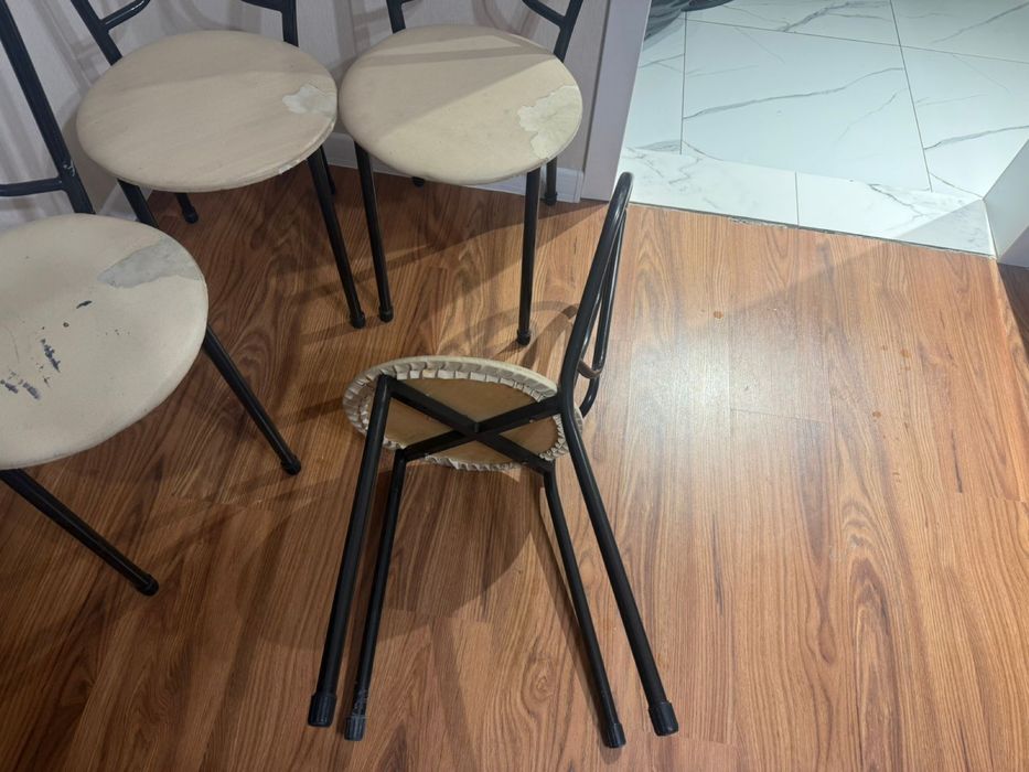 Продам стулья б/у