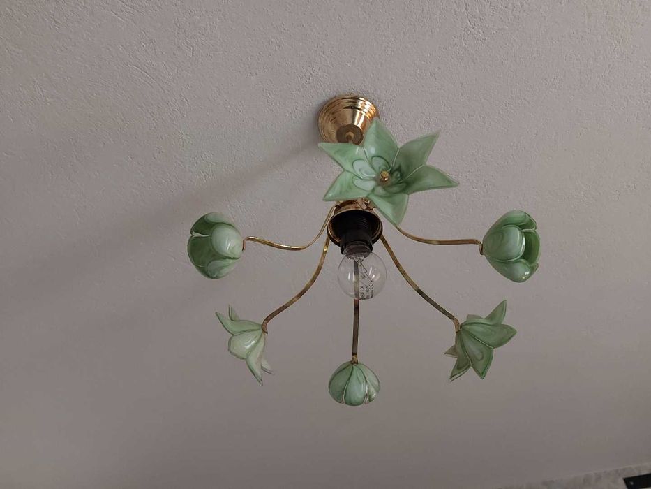 Полилей, абажури, стъкла и осветителни тела Нощни лампи полилеи лампа