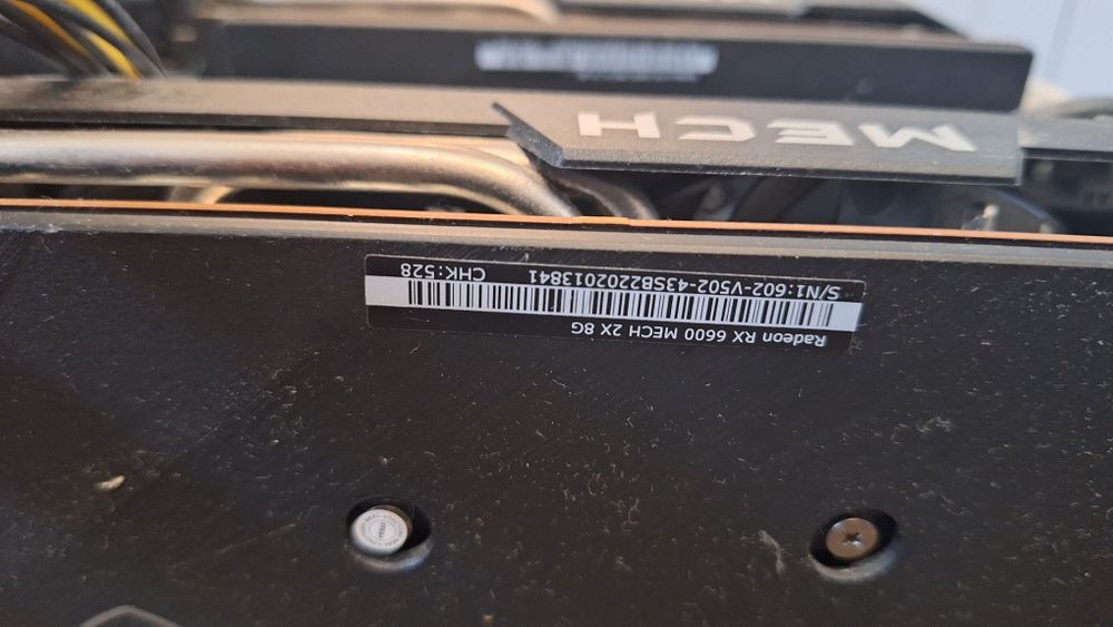 Крипто капачки, Mining rigs.