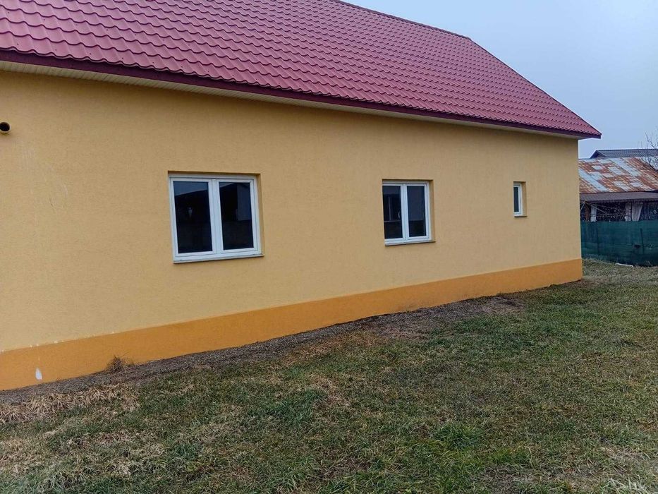 Se vinde imobil și spațiu comercial în Rădăuți