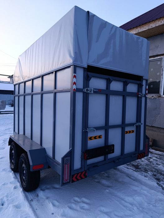 Коневозка прицеп