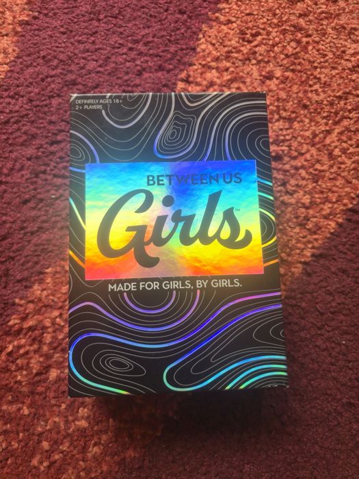 Игра за възрастни Between Us Girls английски