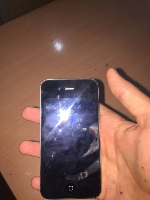 Iphone 4s standart va black