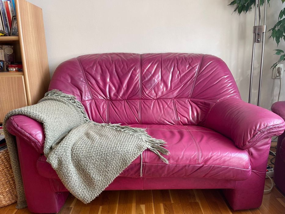 Дивани от естествена кожа 2бр. в цвят вишна/бургунди