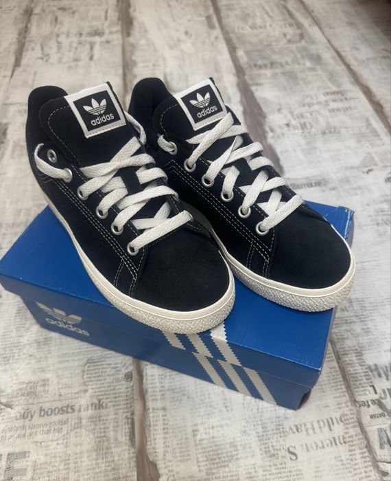 Adidasi Stan Smith piele intoarsa