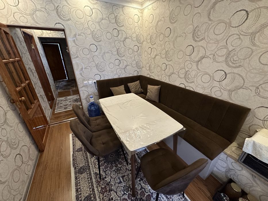 Уй сотилади Сувсоз 1, 3 хона 1-кават 4-этажли уйда