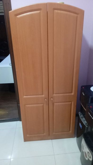 Parta, stul, shkaf mebellar sotiladi