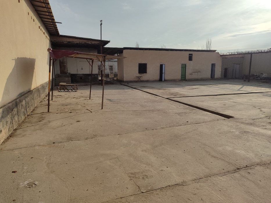 Azamat mahalla Burqut2/55A