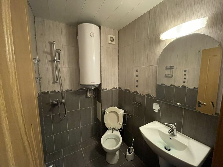 Двустаен апартамент с морска панорама в Бриз