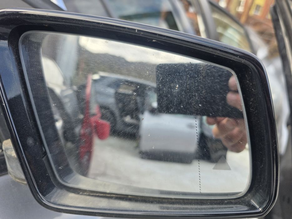 Дясно огледало В класа 2015г.