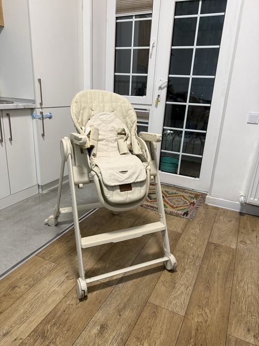 Детский стульчик для кормления happy baby berny lux.