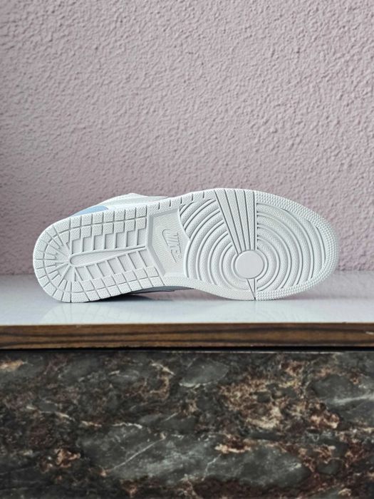 Air Jordan 1 Low Paris - 43 размер