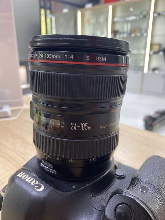 Canon eos 5D mark iii +usm 24-105 (p25)
