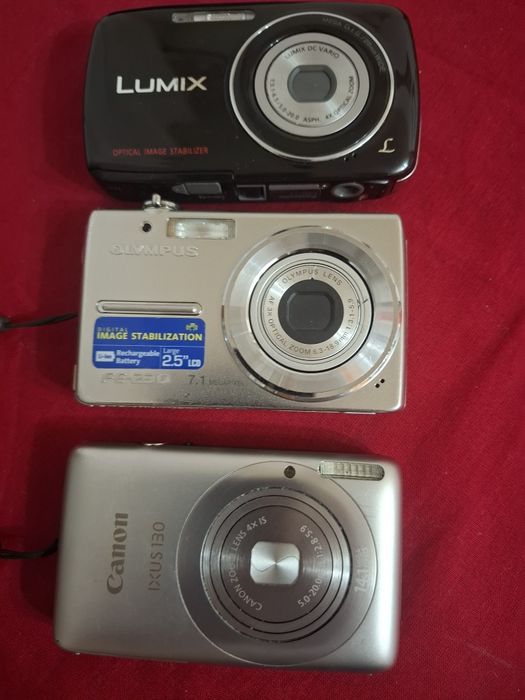 Vând camere foto canon