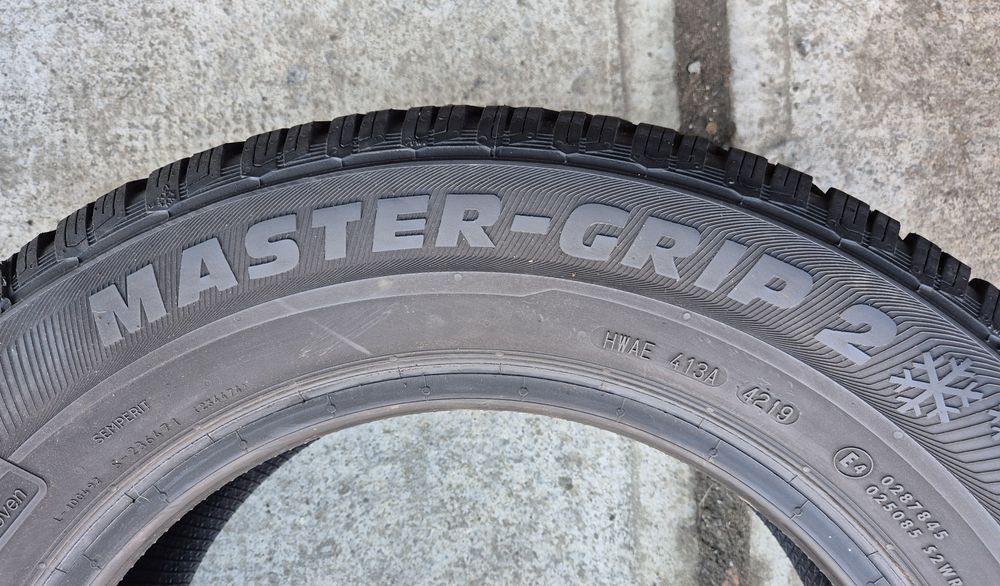 Set 4buc 195/65 R15 Semperit Master-Grip 2 M+S iarnă