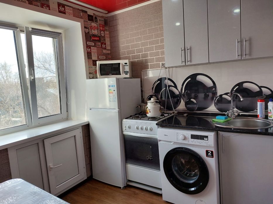 Сдам 1,2 кв. посуточно , ночь, день