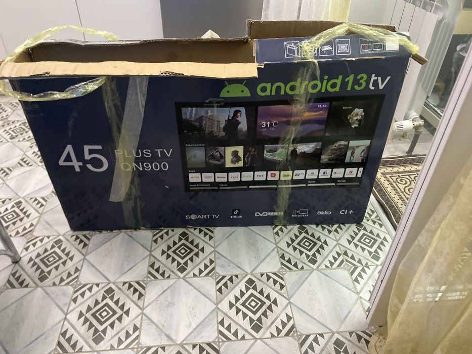 Телевизор Smart TV 45 PLUS TV QN900