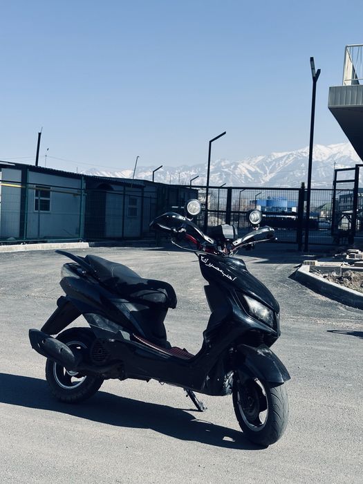 Продаю мопед М8