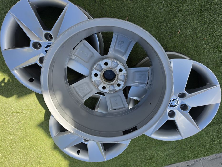 16 5x112 Skoda лети джанти 5х112 шкода