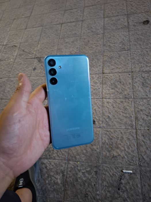 Galaxy M15 // 128 gb