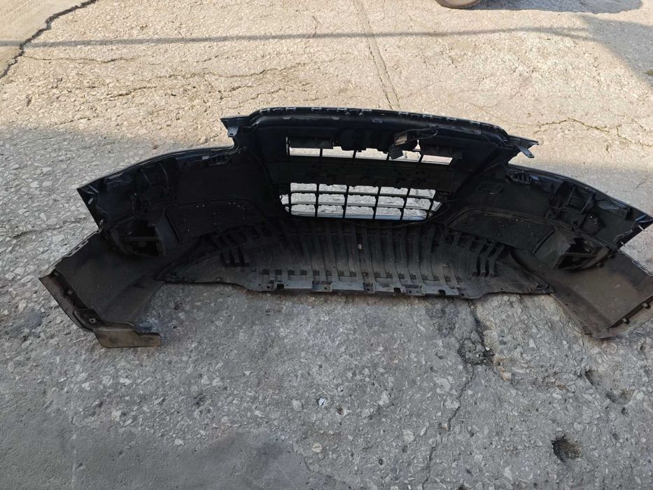 Оборудвана здрава Предна броня Audi A8 D4