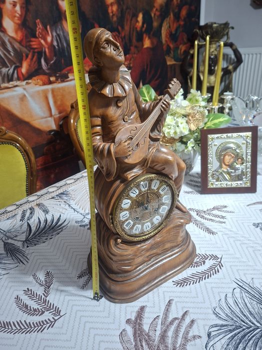 Sculptura lemn ceas mecsnic