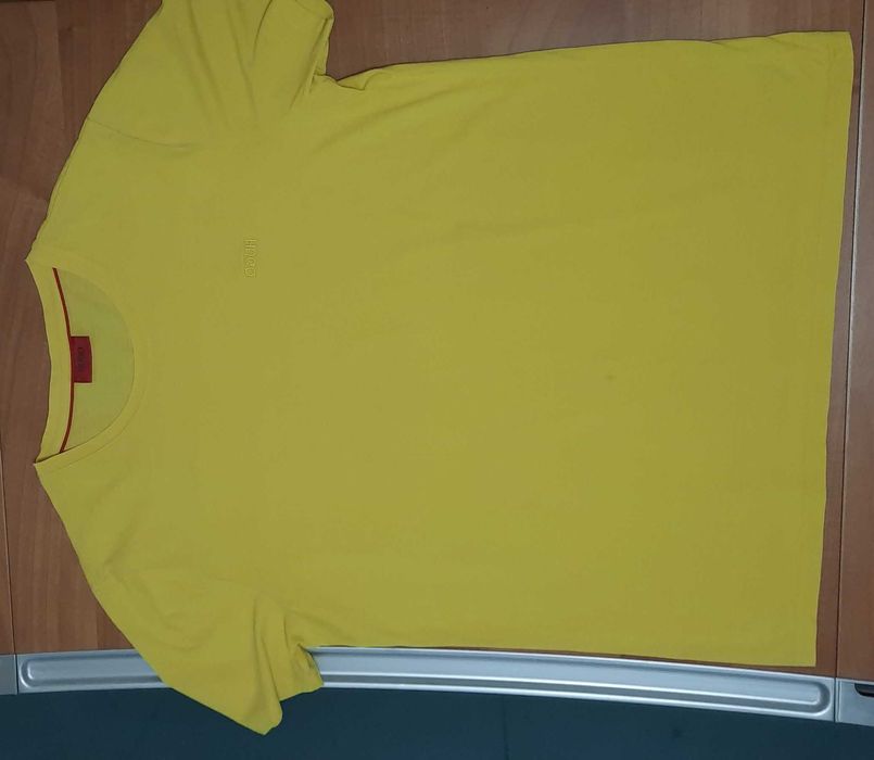 Hugo Boss-Много Запазена