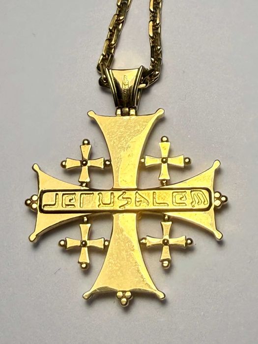 Cruce Ierusalim din aur de 18k cu lanț