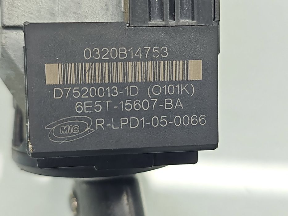 Contact cu cheie Ford Focus 2 Combi (DA) [Fabr 2004-2012] 6E5T-15607-B
