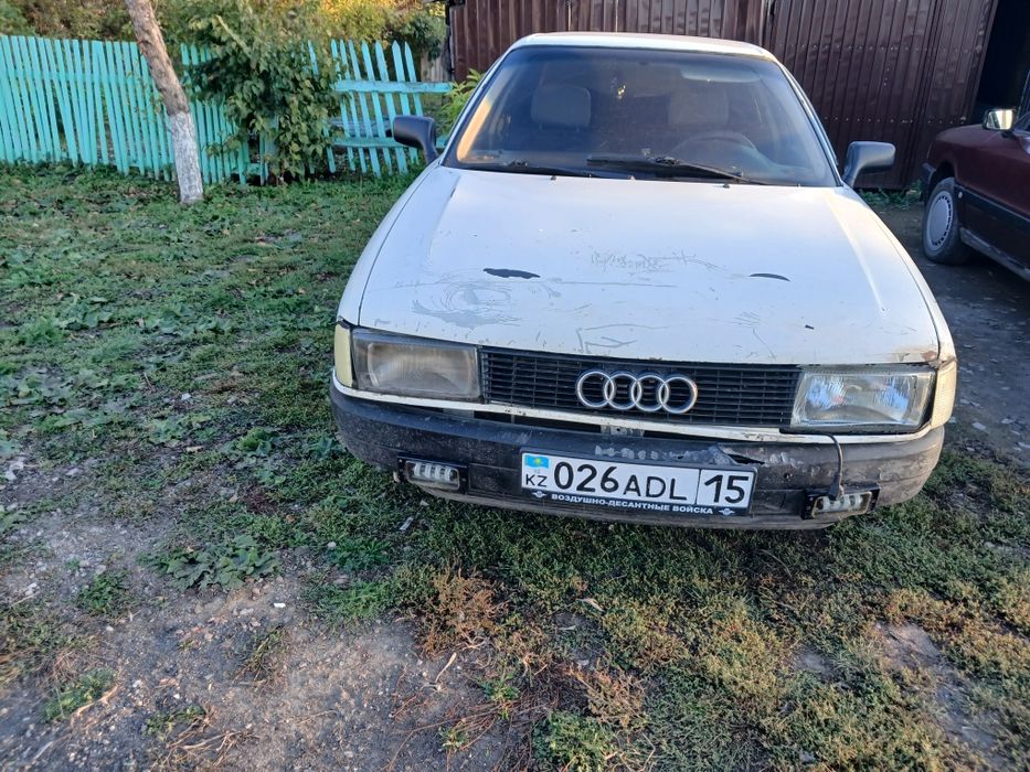 Продам автомобиль ауди 80