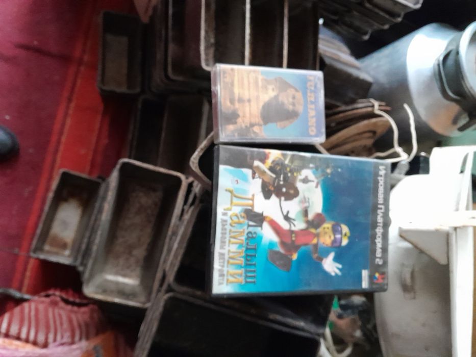 Кассета и диски.