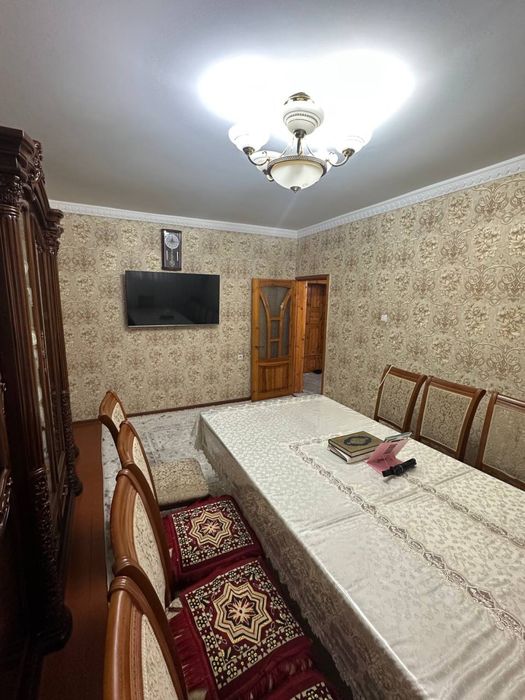 Продается квартира своя Юнусабад 5 квартал 4 комнат