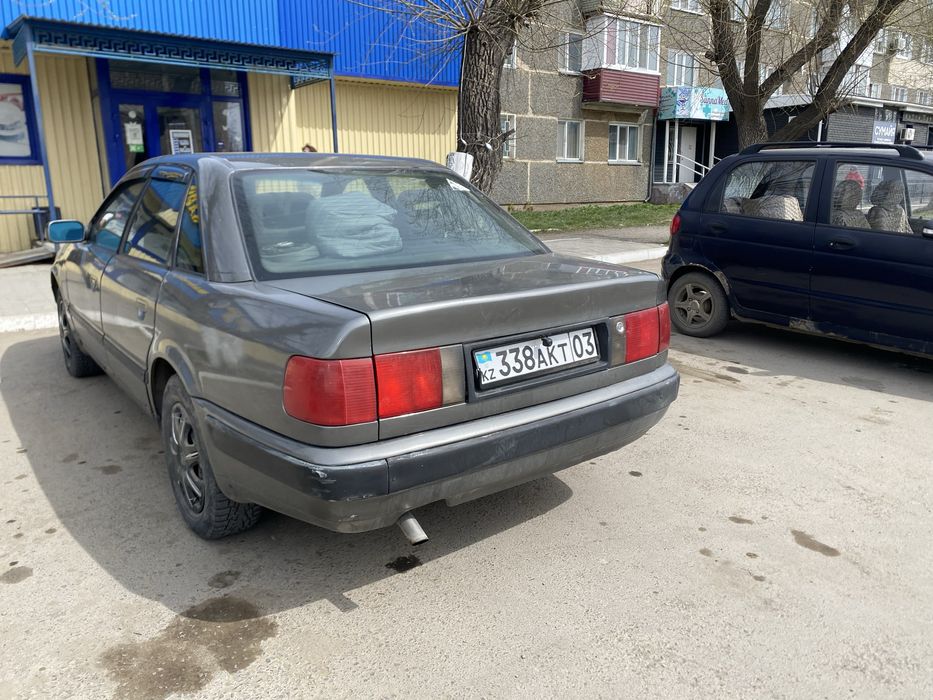Продам Машину Audi 100