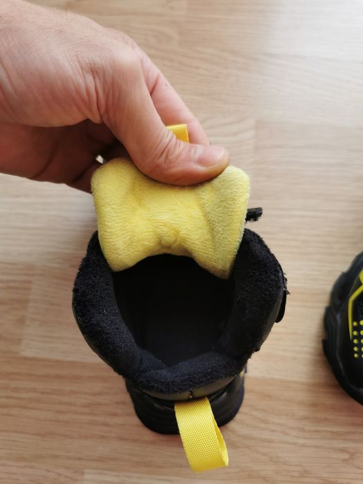 Ghetuțe tip adidași pentru copii(baietei) marca  Fashion