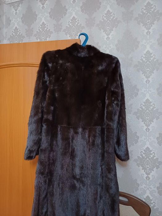 Продам Норковую шубу