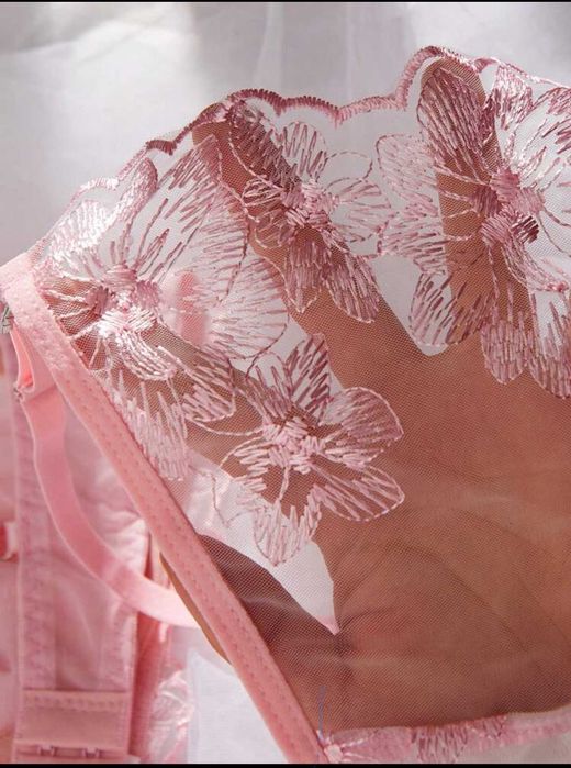 Set de lenjerie dama roz