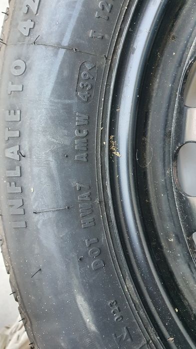 Патерица резервна гума за бмв
