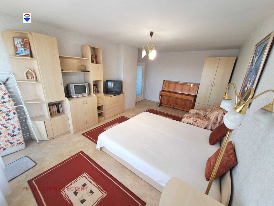 Дава се под наем Двустаен апартамент в Русе, Възраждане - 65 кв.м за 255 € - Снимка #5