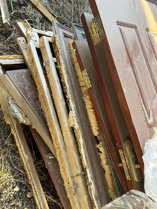 Отдам даром двери