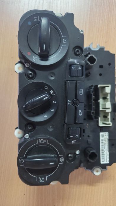 Управление за климатик  VW Passat 6