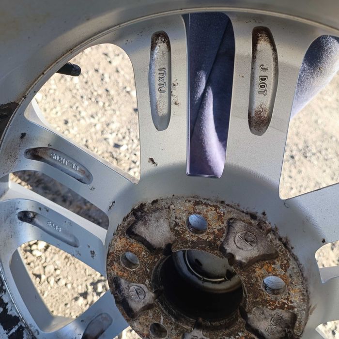 Nissan juke джанти със гуми 17 цола