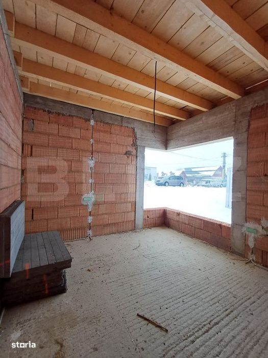 Casa individuala la rosu 103-108mp, situata intr-un cartier nou in Mih