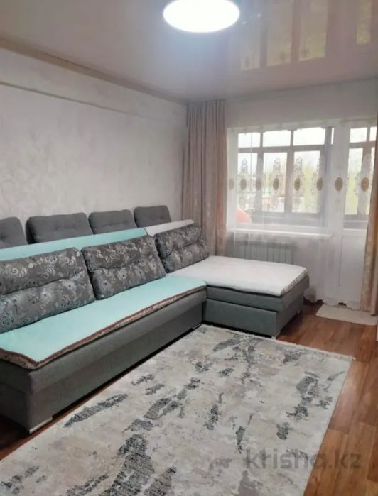 Продам двухкомнатную меновное