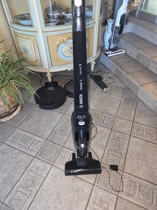 Безкабелна прахосмукачка Bosch 2in1 Readyy,y serie 2 ,20V max