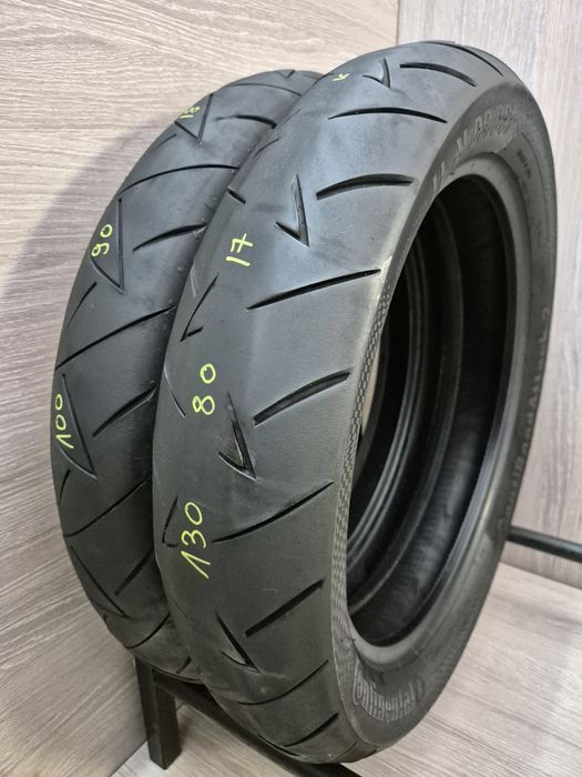 Set anvelope moto 100 90 18 cu 130 80 17 Continental Contiroadattack 2