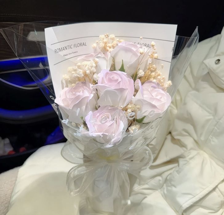 Наборы  из мыльных роз